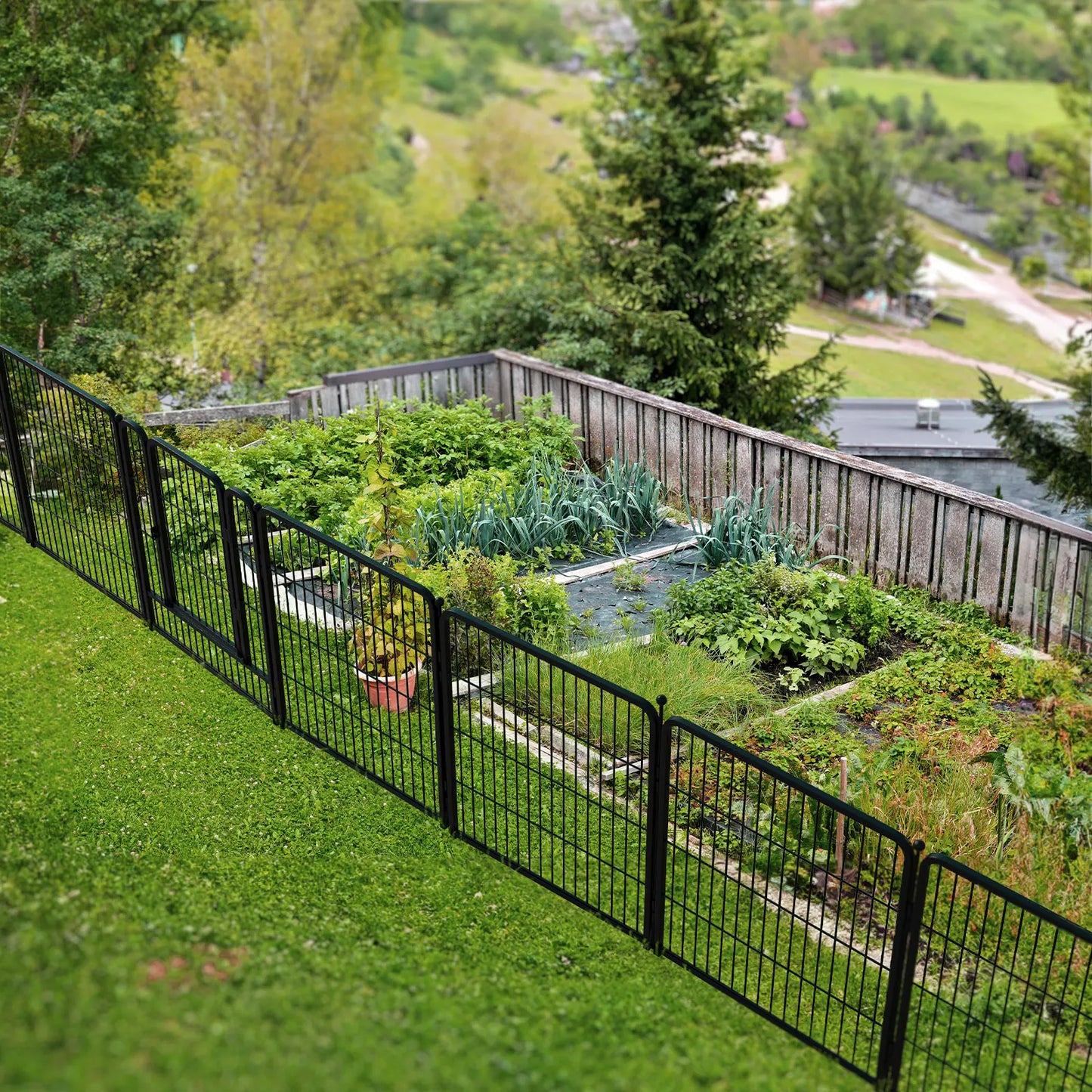 Decorative Garden Fence Panels, Dog Fence for The Yard, Heavy Duty Metal, Black